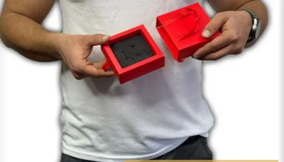 جعبه جواهرات رنگ قرمز مات سایز 10*10 ارتفاع 4